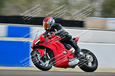 media/Apr-18-2025-TrackDaz (Fri) [[45f5874c44]]/B Group/Session 4 (Turn 6 - Outside)/